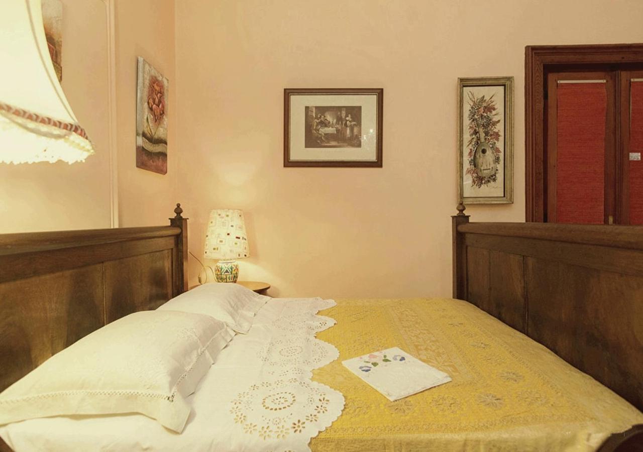 B&B Atmosfere Del Centro Storico Napoli Exterior foto
