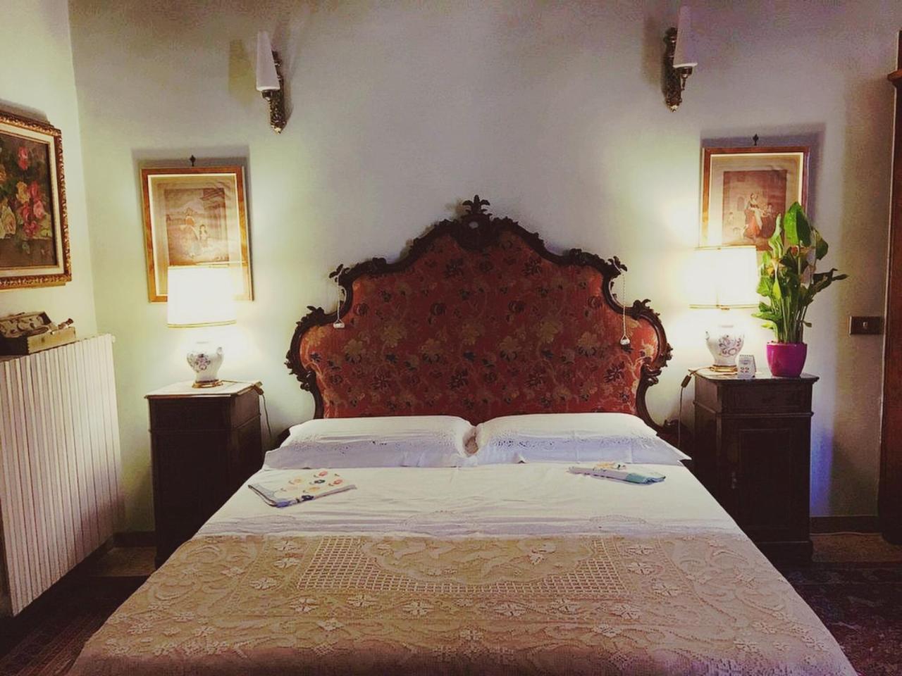 B&B Atmosfere Del Centro Storico Napoli Cameră foto